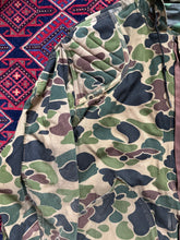 Load image into Gallery viewer, 1980s Duck Hunter Camouflage Hunting Jacket