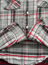 Load image into Gallery viewer, 1970s Big Mac Plaid Flannel Grey White Black Red