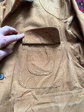 Load image into Gallery viewer, Vintage Hunting Jacket 40R
