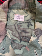 Load image into Gallery viewer, Vietnam 1968 USMC ERDL Camouflage Jungle Jacket IRBY