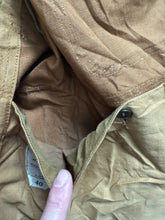 Load image into Gallery viewer, Vintage Hunting Jacket 40R