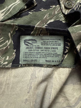 Load image into Gallery viewer, 1980s Tiger Stripe Shirt