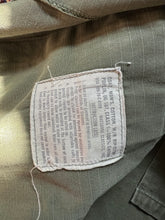 Load image into Gallery viewer, 1970 Vietnam War U.S. Army Jungle Jacket Small Short