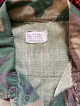 Load image into Gallery viewer, Vietnam 1970 USMC ERDL Camouflage Jungle Jacket