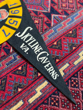 Load image into Gallery viewer, 1957 Skyline Caverns Virginia Felt Souvenir Pennant