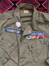 Load image into Gallery viewer, 1964 USAF 1st Pattern Jungle Jacket Senior Airman Thompson