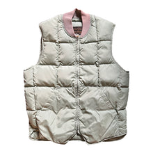Load image into Gallery viewer, 1980s Eddie Bauer Goose Down Quilted Vest