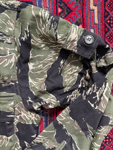 Load image into Gallery viewer, 1980s Tiger Stripe Shirt