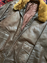 Load image into Gallery viewer, WWII USN M422 Flight Jacket
