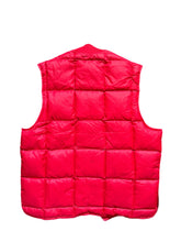 Load image into Gallery viewer, 1970s Eddie Bauer Quilted Down Red Vest