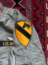 Load image into Gallery viewer, 1968 U.S. Army Flying Man’s Intermediate Type MA-1 Jacket Gerea