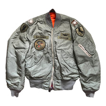 Load image into Gallery viewer, 1974 U.S. Army Flying Man's Light Zone L2-B Jacket Lieutenant Colonel Graham