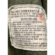 Load image into Gallery viewer, Vintage 1968 Vietnam U.S. Army Jungle Jacket Greenquist