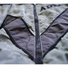 Load image into Gallery viewer, Vintage US Army Physical Fitness PT Windbreaker