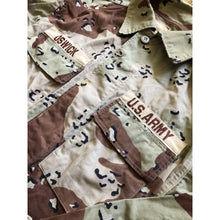 Load image into Gallery viewer, 1990 U.S. Army Chocolate Chip Camouflage 22nd Support Brigade BDU Oswick