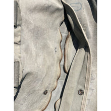 Load image into Gallery viewer, 1979 Flyers Kit Bag Siddle