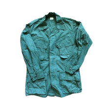Load image into Gallery viewer, 1967 Vietnam War Jungle Jacket Small Short