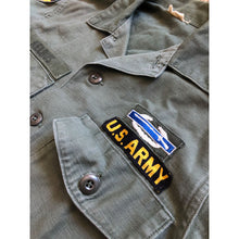 Load image into Gallery viewer, Vietnam U.S. Army 1st Cavalry Division Sergeant OG-107 Kelbus