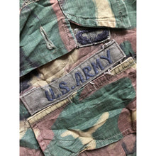 Load image into Gallery viewer, 1968 U.S. Army 101st Airborne and 82nd Airborne ERDL Jungle Jacket