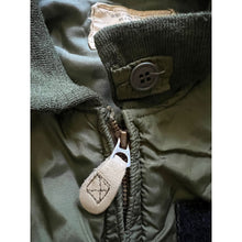 Load image into Gallery viewer, 1971 USN USMC WEP Nylon Winter Flight Jacket 42L