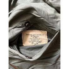 Load image into Gallery viewer, 1968 USAF Army Flying Man's Light Zone L2-B Jacket Berry