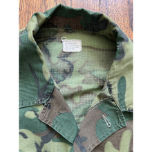 Load image into Gallery viewer, 1969 Vietnam War Green Dominant ERDL Jungle Jacket Medium Regular