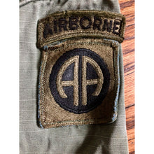 Load image into Gallery viewer, 1969 Vietnam U.S. Army 82nd Airborne Jungle Jacket