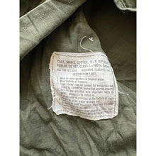 Load image into Gallery viewer, 1970 82nd Airborne Division Jungle Jacket Bock