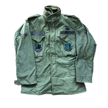 Load image into Gallery viewer, 1979 USAF M-65 Cold Weather Jacket Manigault