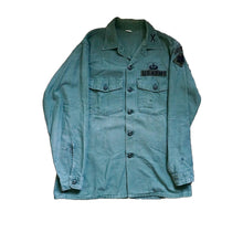 Load image into Gallery viewer, Vintage 1967 Vietnam US Army OG-107 Ranger Shirt