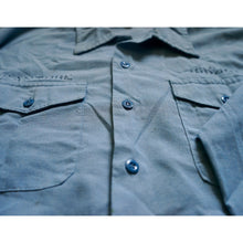 Load image into Gallery viewer, Vintage 1970s USN Chambray Shirt Santure