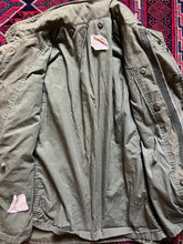 Load image into Gallery viewer, 1968 U.S. Army M65 Cold Weather Field Jacket