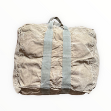 Load image into Gallery viewer, WWII Aviator's Kit Bag AN-6505-1