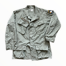 Load image into Gallery viewer, 1969 101st Airborne Division Jungle Jacket Small Regular