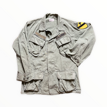Load image into Gallery viewer, 1969 1st Cavalry Division Jungle Jacket
