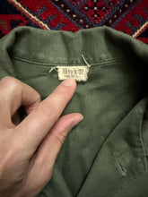 Load image into Gallery viewer, 1966 U.S. Marine Corps Named Third Pattern OG-107 Utility Shirt Merchut
