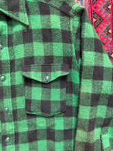 Load image into Gallery viewer, 1950s LL Bean Green Buffalo Plaid Wool Hunting Shirt
