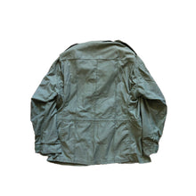 Load image into Gallery viewer, 1970 U.S. Army 101st Airborne Division M-65 Cold Weather Field Jacket Large

