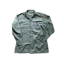Load image into Gallery viewer, 1970s U.S. Army OG-507 Captain 82nd Airborne Ranger Sateen Shirt
