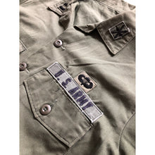Load image into Gallery viewer, 1970s U.S. Army OG-507 Captain 82nd Airborne Ranger Sateen Shirt
